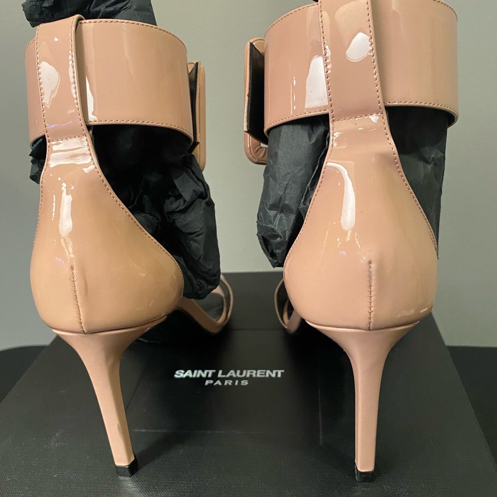 Saint Laurent Vitello Vernice Soft Pink Buckle Sandal show, in box size 37 - Picture 5 of 5